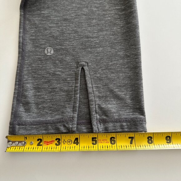Lululemon Athletica - Size 6 - Gray and Red Capri Loose Fit Pants - Picture 6 of 8